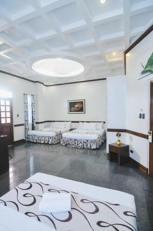 Villa Jhoana Resort Angono Екстериор снимка